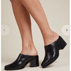 🖤 SOLD 🖤 INTENTIONALLY BLANK • JOLENE MULE • black leather point toe mule